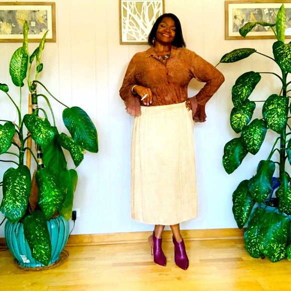 ✨ Komarov✨ Tan-Bronze Ombre V-Neck Blouse W/Double Layered Bell Sleeves - Picture 7 of 9